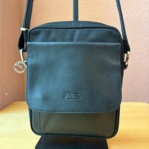 Longchamp Black Nylon & Leather Crossbody Bag | Classic Small Messenger